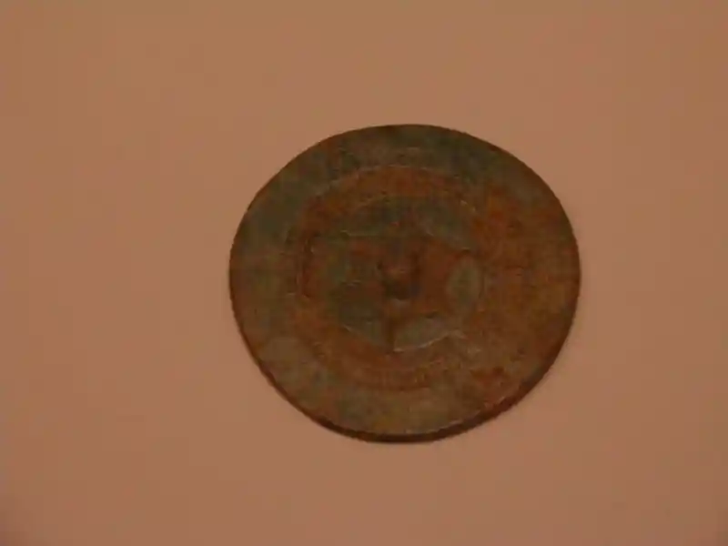 Mirror, solar disc, six-pointed sun disc